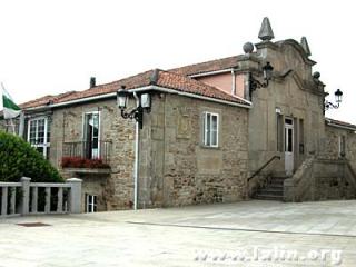 Casa consistorial de Lalín.