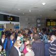 Imaxe da chegada ao aeroporto coruñés de Alvedro das e dos participantes de 'Reencontros na Casa 2016' procedentes da Arxentina