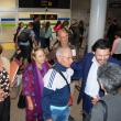 Imaxe da chegada ao aeroporto coruñés de Alvedro das e dos participantes de 'Reencontros na Casa 2016' procedentes de Cuba