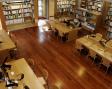 A biblioteca do Museo do Pobo Galego alberga fondos procedentes de comunidades galegas no exterior.
