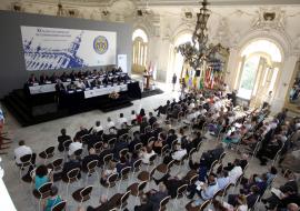 El Parlamento de Galicia concede su Medalla 2019 a la emigración gallega