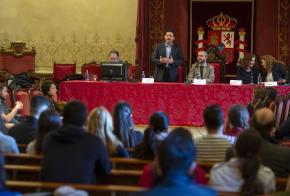 Miranda presenta a nova convocatoria das Bolsas Excelencia Mocidade Exterior, que incrementa nun 50 % o número de prazas e o orzamento, ante a segunda promoción de alumnas e alumnos retornados desde o exterior