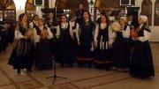 Xuntanza de Cantareiras en Residentes de Mos