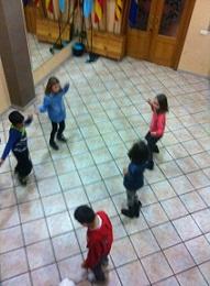 Clases para nenos/as de baile e música tradicional galega, en Castellón
