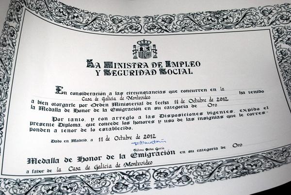Imagen del acto de entrega de la medalla y 95 º aniversario de la entidad. Foto: EspañaVale.com.