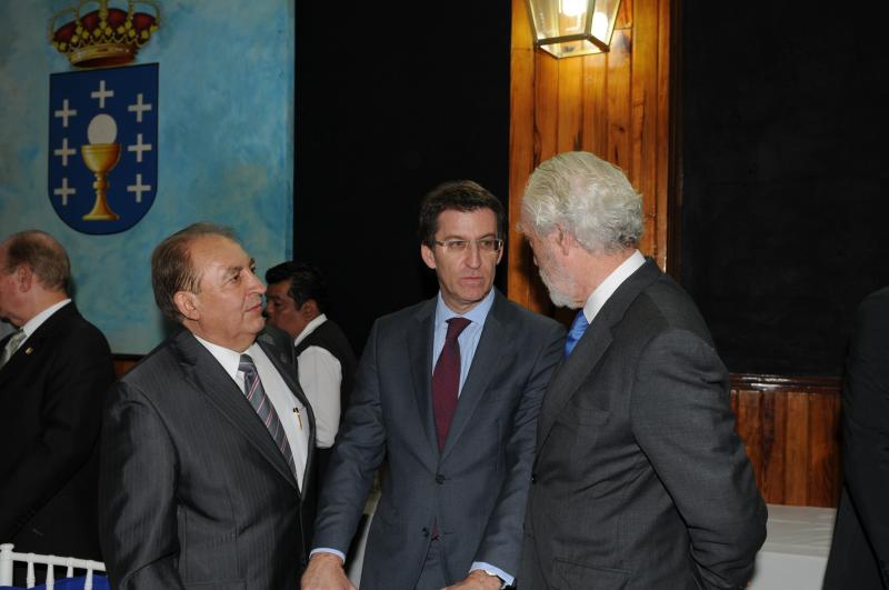 O presidente da Xunta no encontro coa colectividade galega en México. O presidente da Xunta no encontro coa colectividade galega en México.