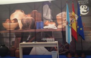 Na área expositiva de Galicia neste evento pódese acceder a mostras da nosa gastronomía, deseño, ou información turística
