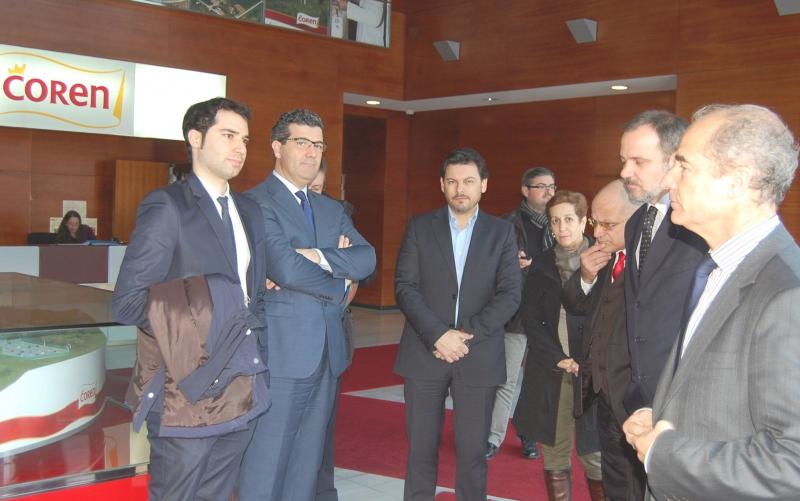 Na imaxe, un momento da visita das autoridades galegas e cubanas á sede central de Coren en Santa Cruz de Arrabaldo (Ourense)