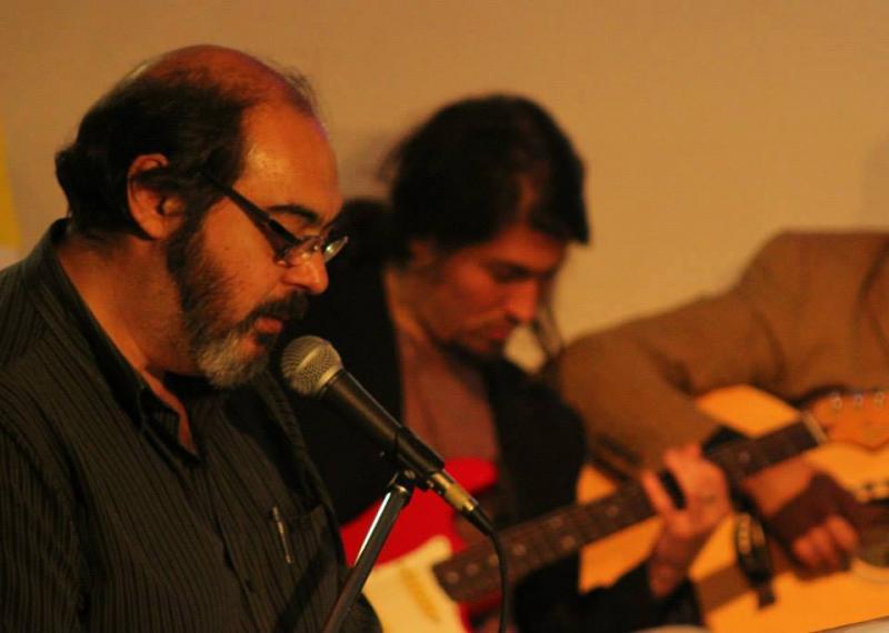 Declamación de poemas de Cortázar por el escritor rosarino Alejandro Guarino