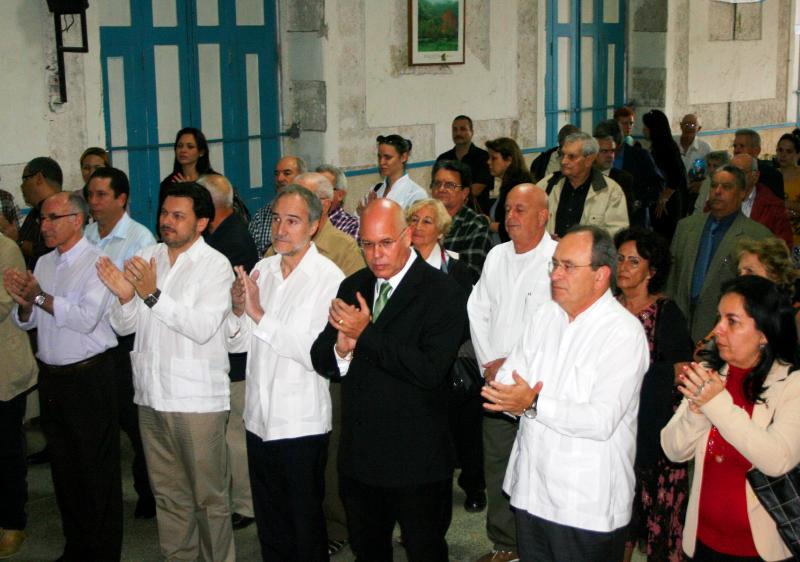 Miranda y Veiga asistieron a la toma de posesión del presidente de la Federación de Sociedades Gallegas en Cuba y a la inauguración del Curso de Gestión de Proyectos para Entidades Civiles