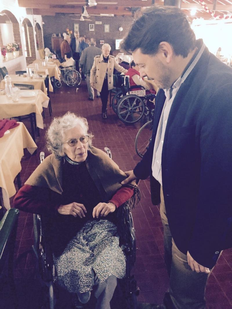 O secretario xeral da Emigración estivo este xoves cos e coas maiores do Hogar Gallego para Ancianos de Domselaar O secretario xeral da Emigración estivo este xoves cos e coas maiores do Hogar Gallego para Ancianos de Domselaar