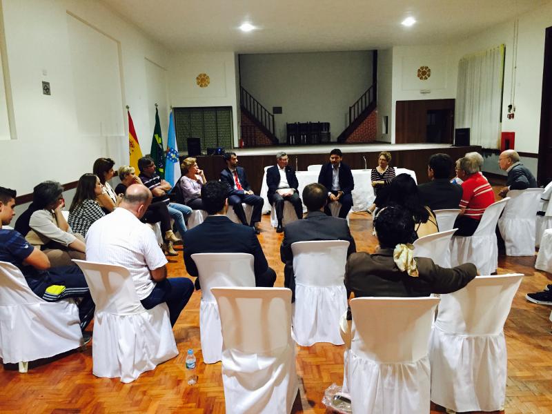 Imaxe do encontro que tivo lugar na Sociedade Hispano Brasileira de Socorros Mútuos e Instruҫão de São Paulo