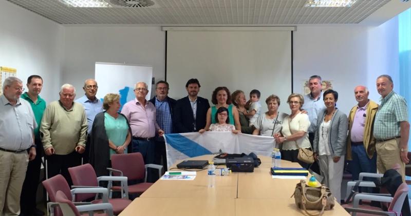 Miranda, con miembros de Casa de Galicia de Alcorcón