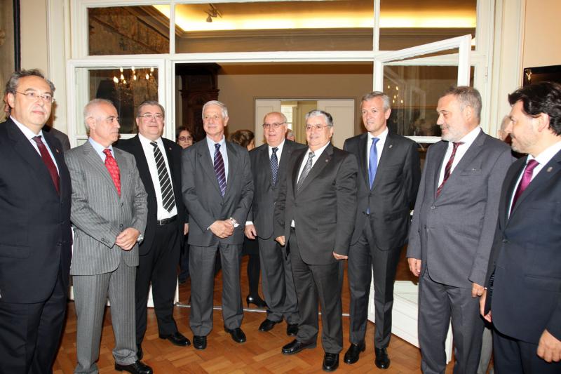 Imaxe da primeira xornada da visita oficial a Montevideo e Bos Aires do vicepresidente e o secretario xeral da Emigración