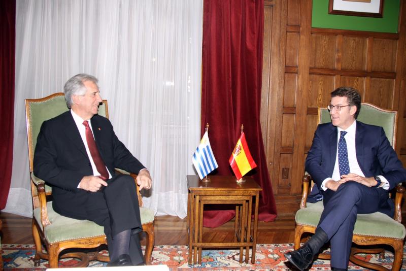 El titular de la Xunta finalizó su viaje institucional a Argentina y Uruguay, con una reunión con el presidente de la República Oriental del Uruguay