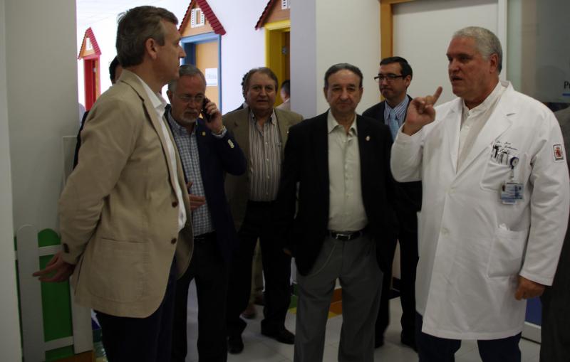 O vicepresidente da Xunta, Alfonso Rueda e o secretario xeral da Emigración, Antonio Rodríguez Miranda visitaron onte o Hospital Español de México