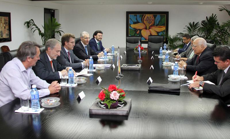 Alberto Núñez Feijóo se reunió con el vicepresidente del Consejo de Ministros de Cuba, Ricardo Cabrisas
