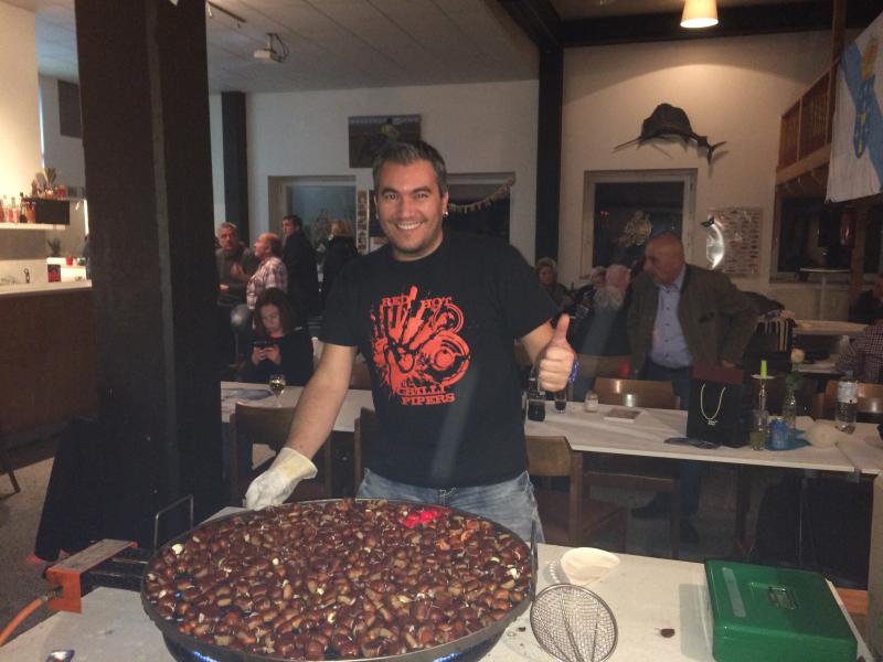 La comunidad gallega en Hamburgo difunde el Magosto y el Samaín
