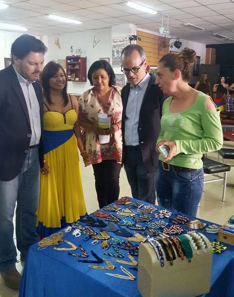 O secretario xeral da Emigración e mailo alcalde da localidade presidiron o evento organizado por Queixume dos Pinos e Alma Llanera.