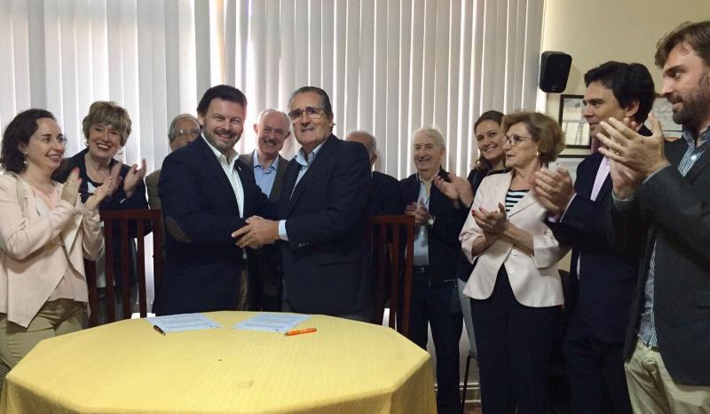 O secretario xeral da Emigración asinou un acordo de colaboración en materia social coa ‘Sociedade Beneficente Rosalía de Castro’ de Sâo Paulo