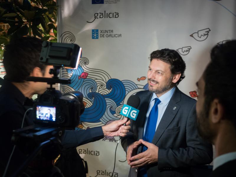 El secretario xeral da Emigración afirmó en Nueva York que 'los gallegos hemos conseguido cuotas hace bien poco inimaginables de éxito en todo el mundo. En los ámbitos empresarial, educativo, deportivo, económico, político, cultural, de todo tipo, hay un gallego en la cumbre'