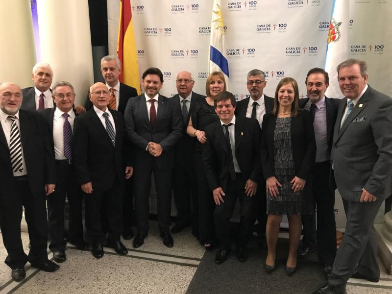 El secretario xeral da Emigración asistió a la celebración del 100º aniversario de la Casa de Galicia de Montevideo