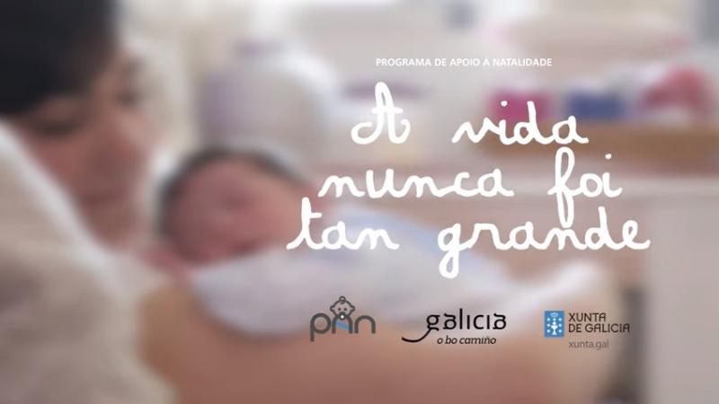 As e os residentes no exterior que regresen a Galicia deben solicitar a axuda dentro dos dous meses posteriores ao nacemento ou adopción do fillo ou filla ou, no seu caso, da súa chegada As e os residentes no exterior que regresen a Galicia deben solicitar a axuda dentro dos dous meses posteriores ao nacemento ou adopción do fillo ou filla ou, no seu caso, da súa chegada