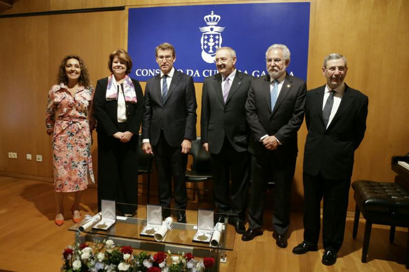 El titular de la Xunta presidió este mediodía el acto de entrega de las Medallas del Consello da Cultura Galega