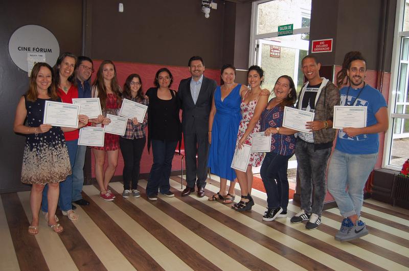 Miranda preside o acto de entrega de diplomas que pon fin á convocatoria de 2018 de “Escolas Abertas” Miranda preside o acto de entrega de diplomas que pon fin á convocatoria de 2018 de “Escolas Abertas”