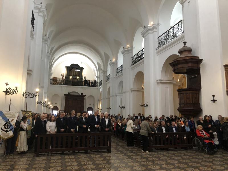 A igrexa de San Ignacio de Loyola, a escasos metros da Praza de Maio, acolle cada ano a celebración do Día de Santiago en Bos Aires