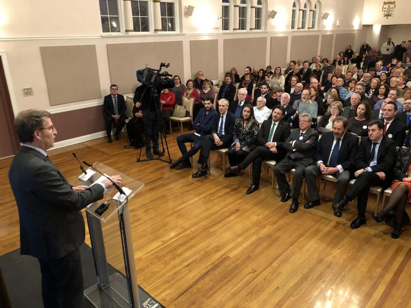 Imagen del encuentro del presidente de la Xunta Galicia con la colectividad gallega en la Casa Galicia de Nueva York