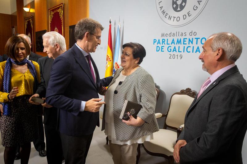 El titular de la Xunta participó en el acto de imposición de las Medallas del Parlamento de Galicia 2019
