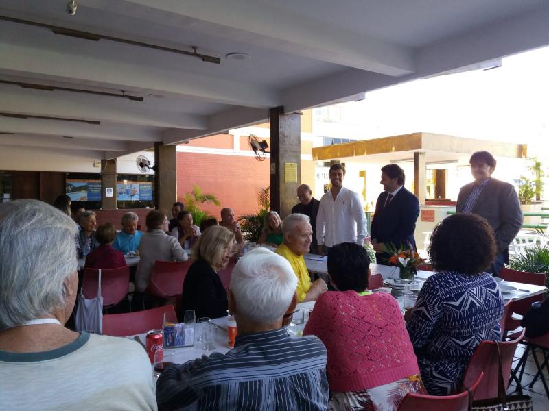 O secretario xeral da Emigración, na sinatura do convenio coa Casa de España en Río de Xaneiro