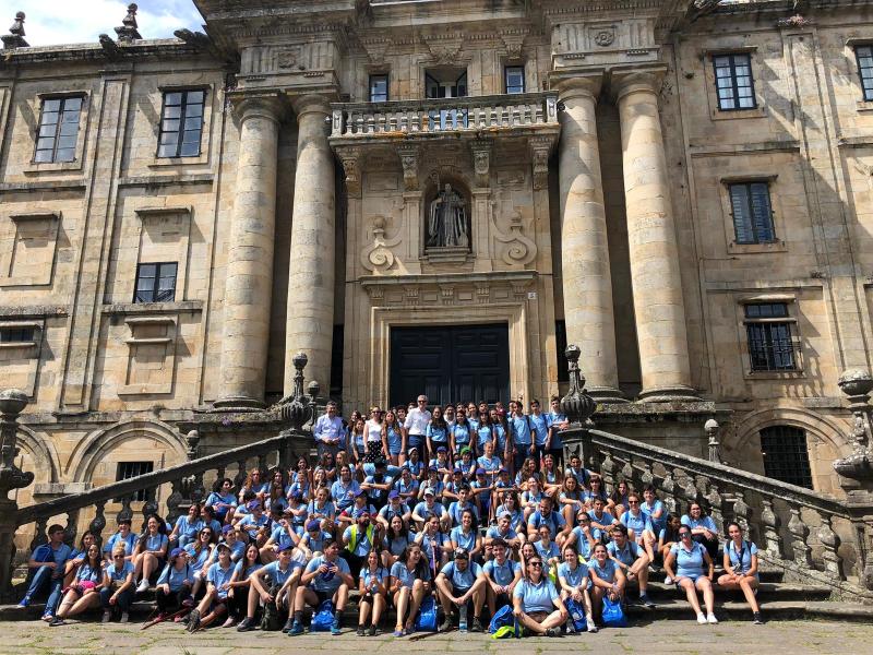 Imaxe desta tarde, en San Martiño Pinario, das mozas e mozos da segunda quenda do Conecta con Galicia 2019 da Xunta de Galicia
