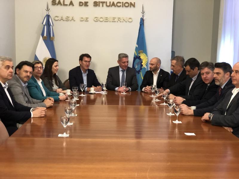 O presidente da Xunta visitou hoxe as instalacións da pesqueira Estrella Patagónica e da pesqueira Iberconsa de Argentina e viaxou a Rawson, para reunirse co gobernador da provincia de Chubut