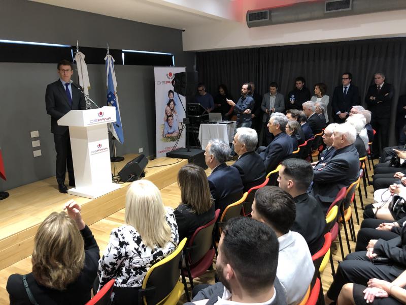 O presidente da Xunta asistiu á inauguración da sede da Obra Social Ospaña