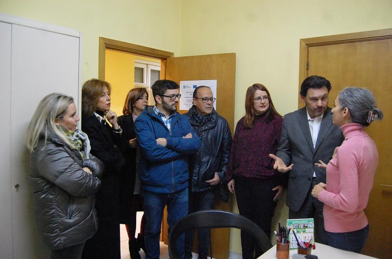 El secretario xeral da Emigración y la delegada territorial Marisol Díaz visitan a nueva Oficina Integral de Asesoramiento y Seguimiento al Retorno