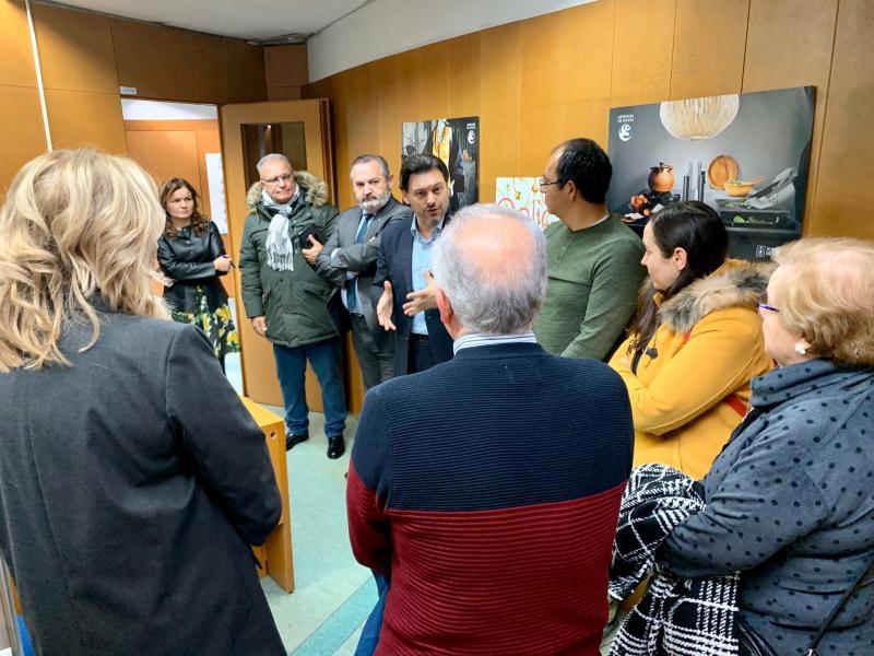 El secretario xeral da Emigración y el delegado territorial José Manuel Balseiro visitan la nueva Oficina Integral de Asesoramiento y Seguimiento al Retorno