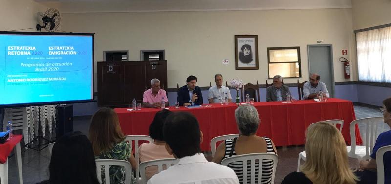 Miranda acerca las líneas y programas de actuación de la Estratexia Retorna 2020 a los gallegos de las principales ciudades de Brasil Miranda acerca las líneas y programas de actuación de la Estratexia Retorna 2020 a los gallegos de las principales ciudades de Brasil