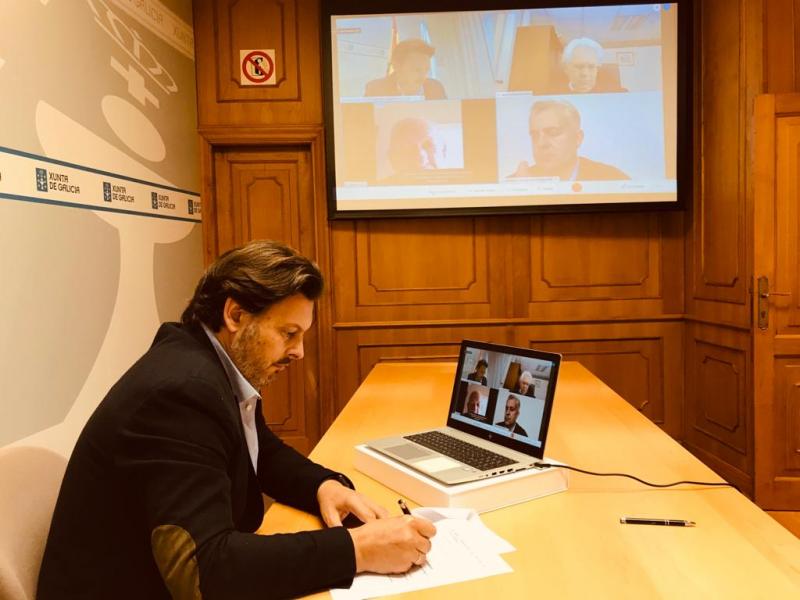 O secretario xeral da Emigración, durante a videoconferencia cos representantes dos fogares galegos de Montevideo e Bos Aires O secretario xeral da Emigración, durante a videoconferencia cos representantes dos fogares galegos de Montevideo e Bos Aires