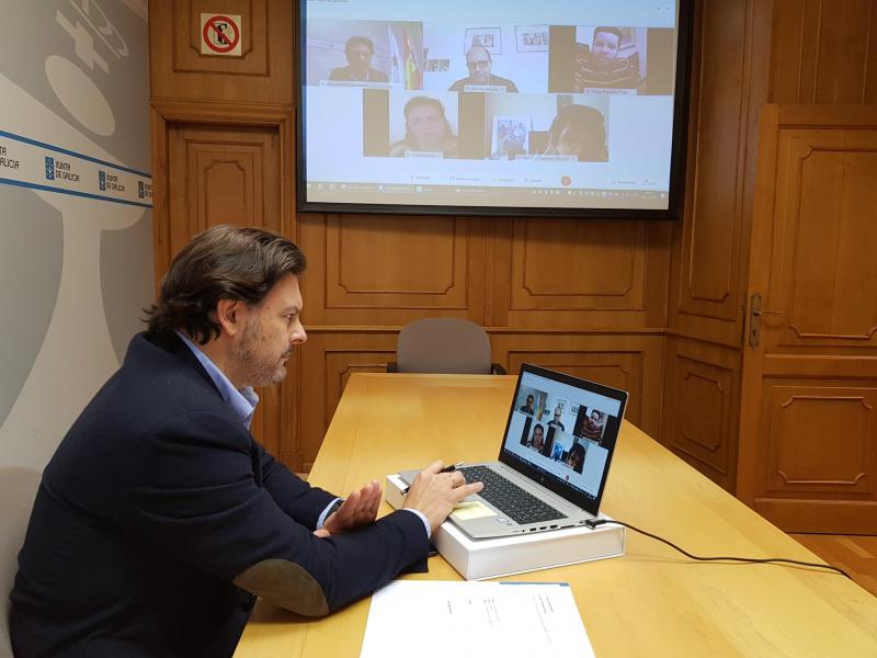 Antonio Rodríguez Miranda, durante la videoconferencia, en la sede de Emigración en Santiago de Compostela