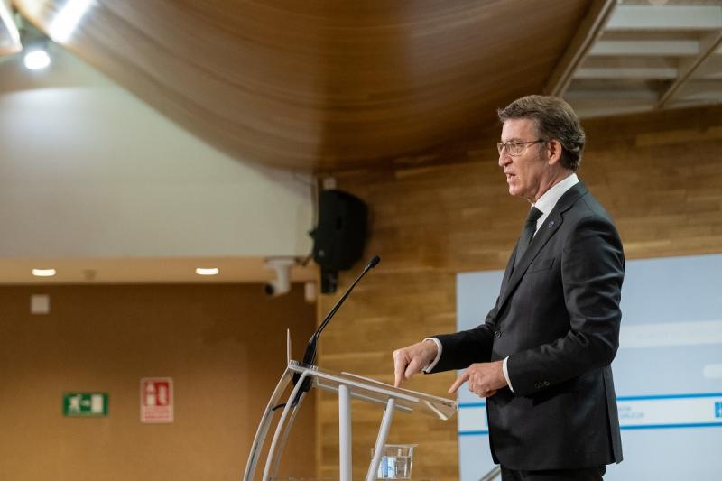 O presidente da Xunta de Galicia, Alberto Núñez Feijóo, durante a rolda de prensa posterior ao Consello de hoxe