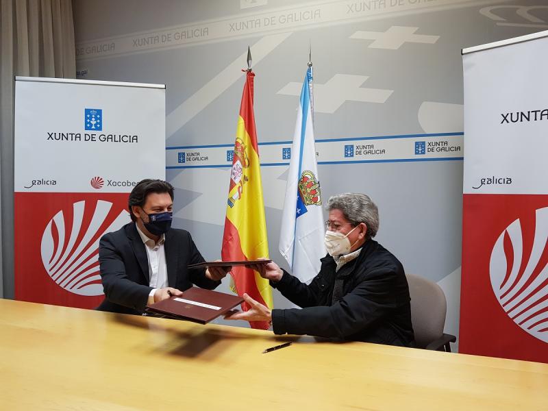 Antonio Rodríguez Miranda y Celso Domínguez Búa, durante la firma de esta mañana Antonio Rodríguez Miranda y Celso Domínguez Búa, durante la firma de esta mañana