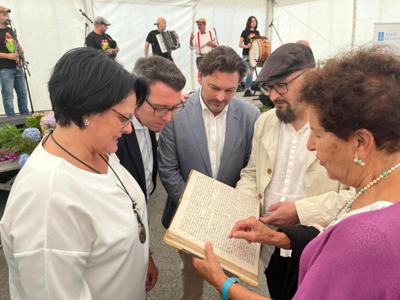 Imagen de los actos del centenario del Círculo Habanero de A Devesa celebrados hoy en Ribadeo