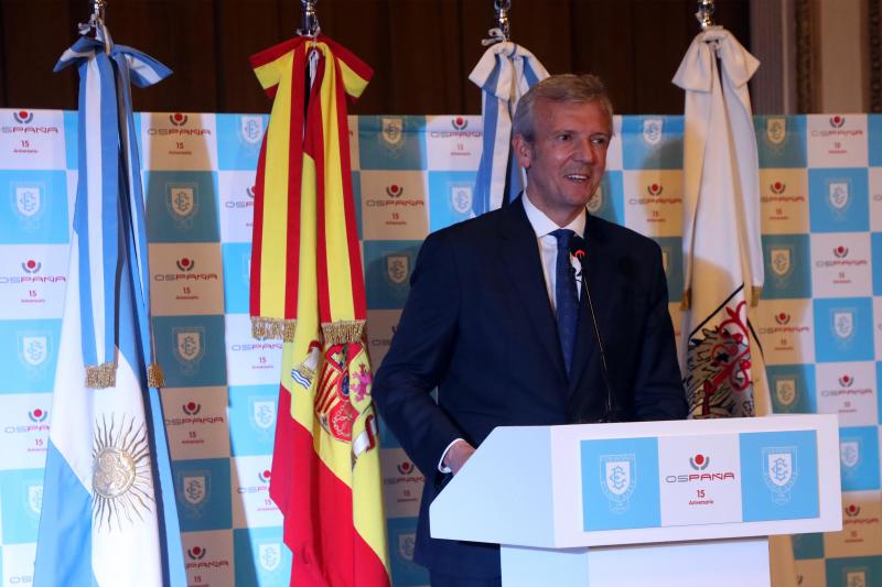 O presidente da Xunta interveu no acto do 170 aniversario do Club Español e do 15 aniversario de Ospaña