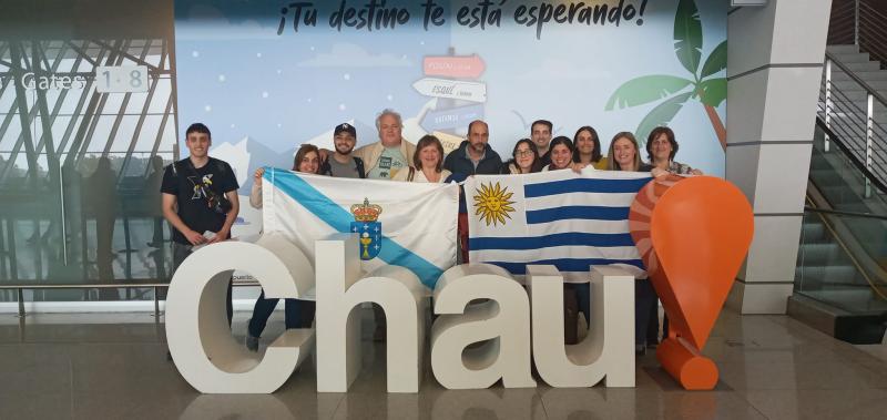 Imaxe da saída das e dos participantes procedentes do Uruguai