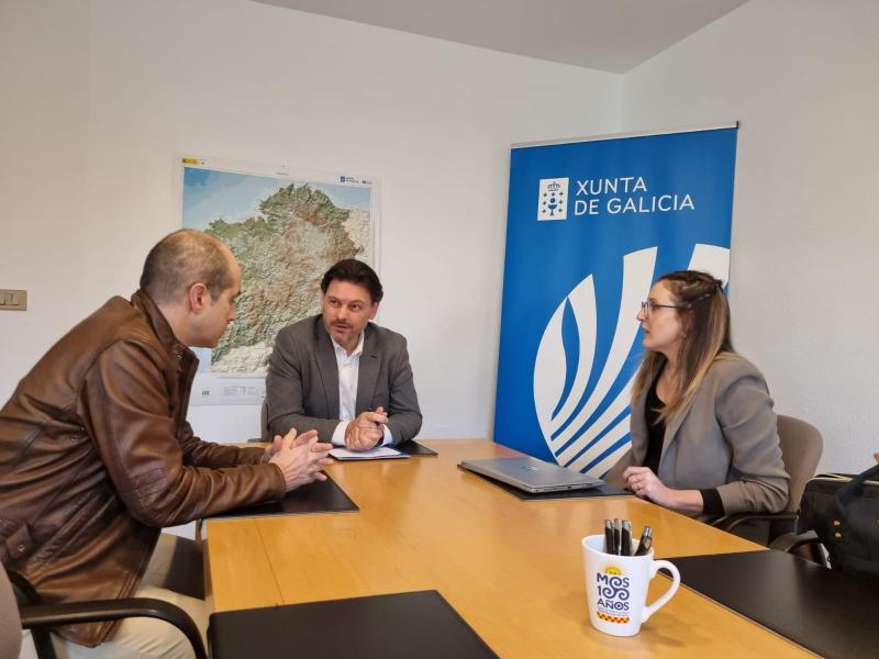 Imaxe da reunión celebrada na sede da Secretaría Xeral da Emigración na capital de Galicia