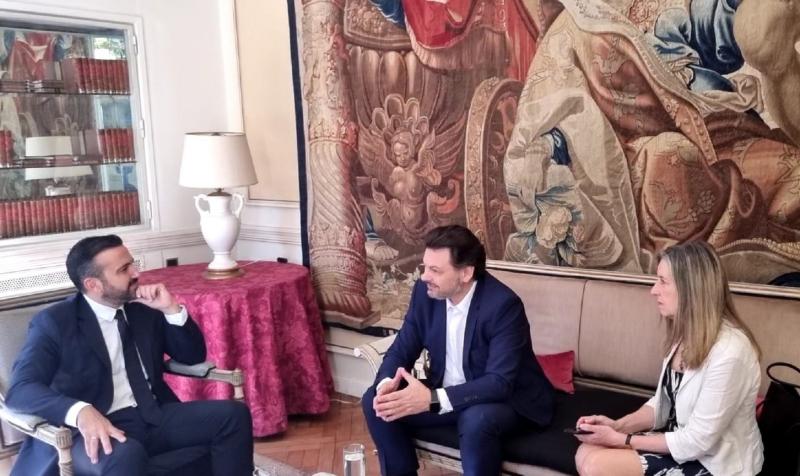 Antonio Rodríguez Miranda y Santiago Jiménez Martín, durante la reunión celebrada en la capital uruguaya