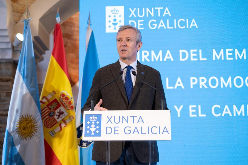 El presidente gallego y el gobernador de Córdoba firman un Memorandum de Entendimiento