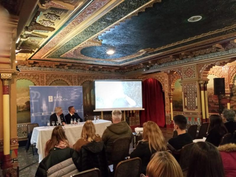 Imagen de la reunión informativa celebrada en Buenos Aires